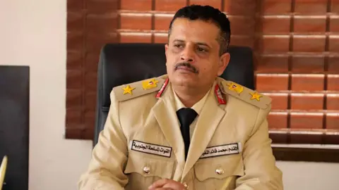 الانتقالي يعلن تفاهمات مع التحالف بشأن انتشار قوات "درع الوطن" في حضرموت والمهرة