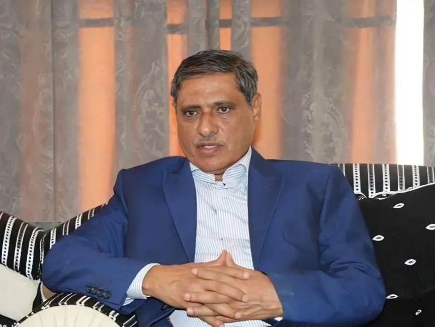 رئاسة الجمهورية تتحدث عن غياب "البحسني" عن أداء مهامه وتطالب الإمارات السماح له بمغادرة أراضيها 