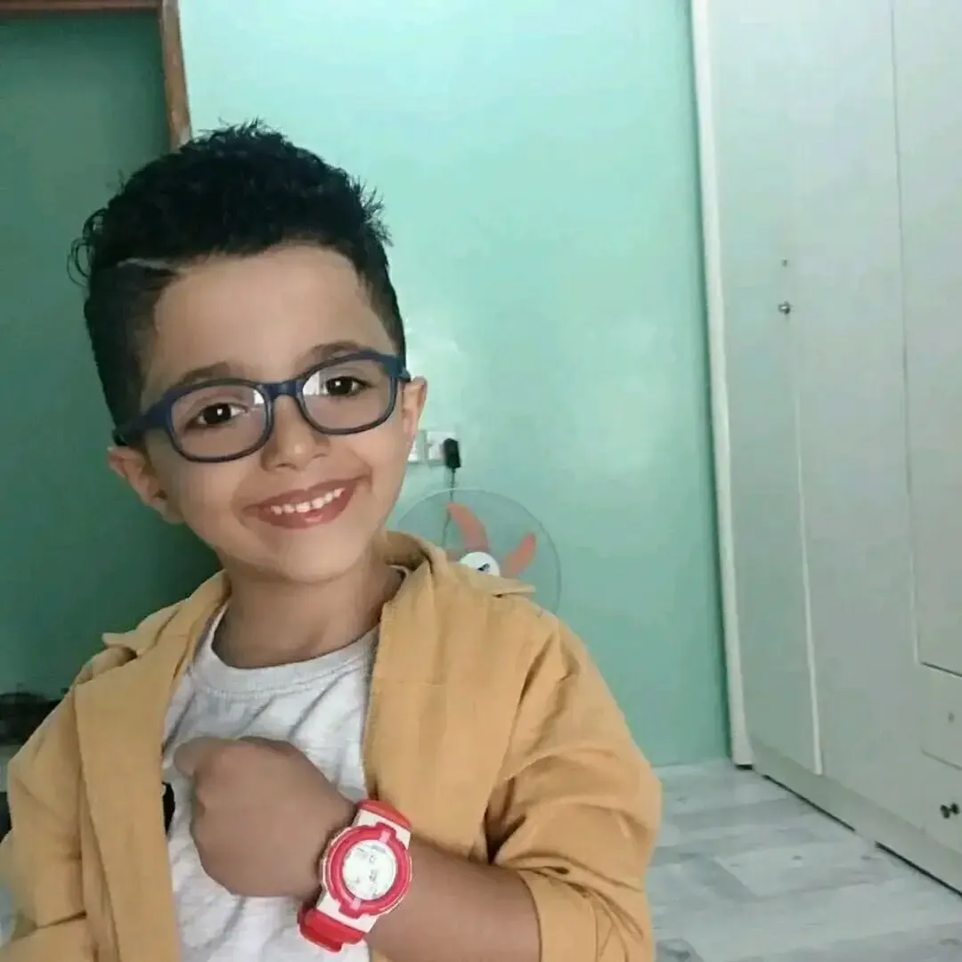 نهاية مأساوية لطفل جرفته السيول في تعز بعد جهود بحث استمرت لساعات