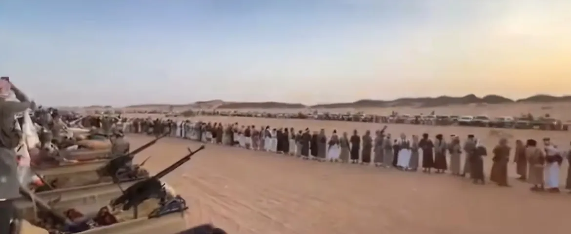 قبائل حاشد تصل "مطارح الريان" في الجوف وقيادات قبلية تؤكد الاستعداد لمواجهة الحوثيين