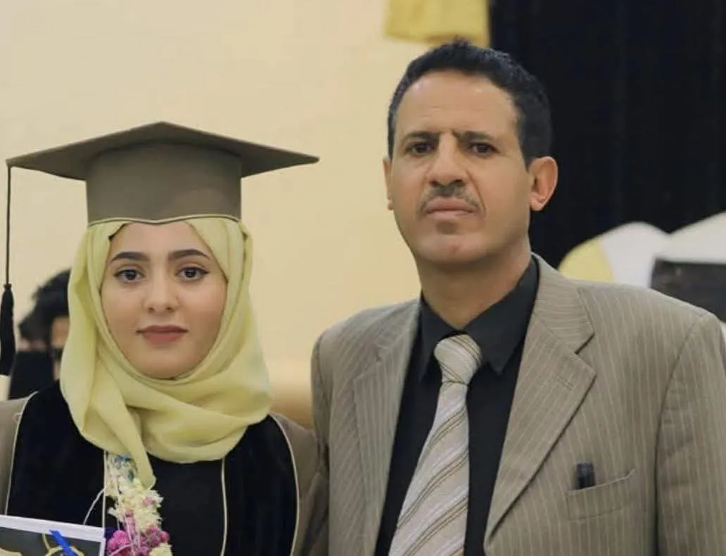 “انتظرتُ عامين… ولم يعد أبي”: قصة ابنة تبحث عن والدها في سجون الحوثيين بصنعاء