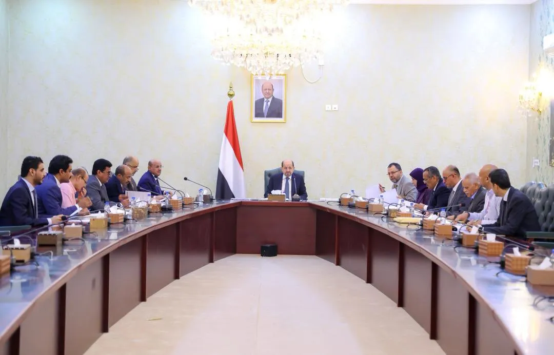 المجلس الأعلى للطاقة يقر إجراءات عاجلة لتحسين الكهرباء وتأمين الوقود في عدن