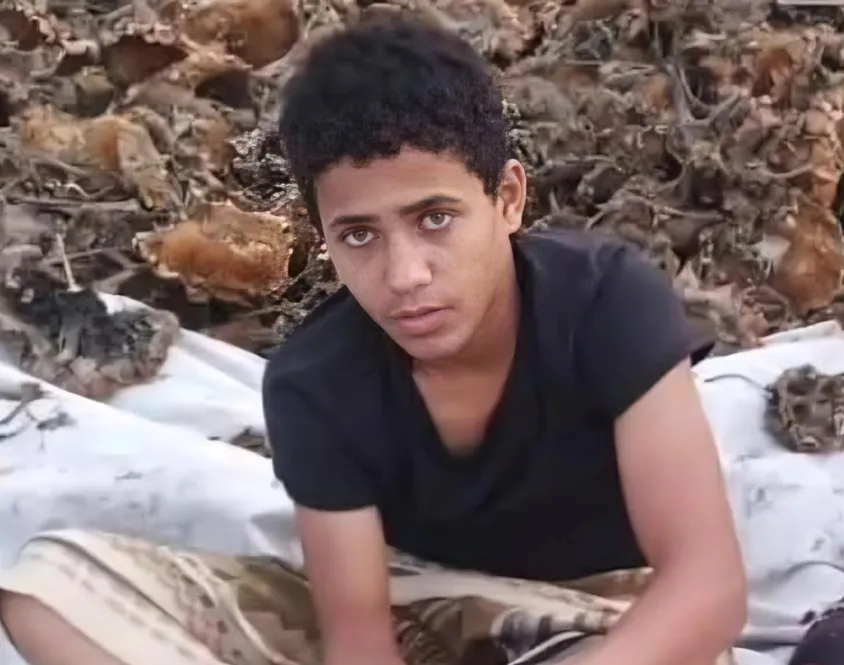 رصاصة طائشة تنهي حياة طفل أمام منزله في الوهط بـ "لحج"