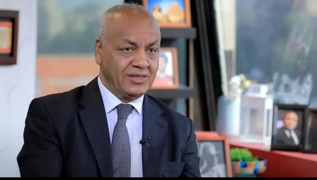مصطفى بكري يحذر الحوثيين: مصر لن تصمت أمام تهديد باب المندب